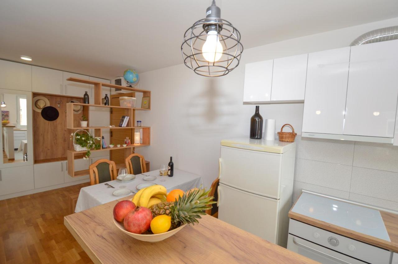 Shine24 - Spacious And Bright Apartment - New Novi Sad Esterno foto